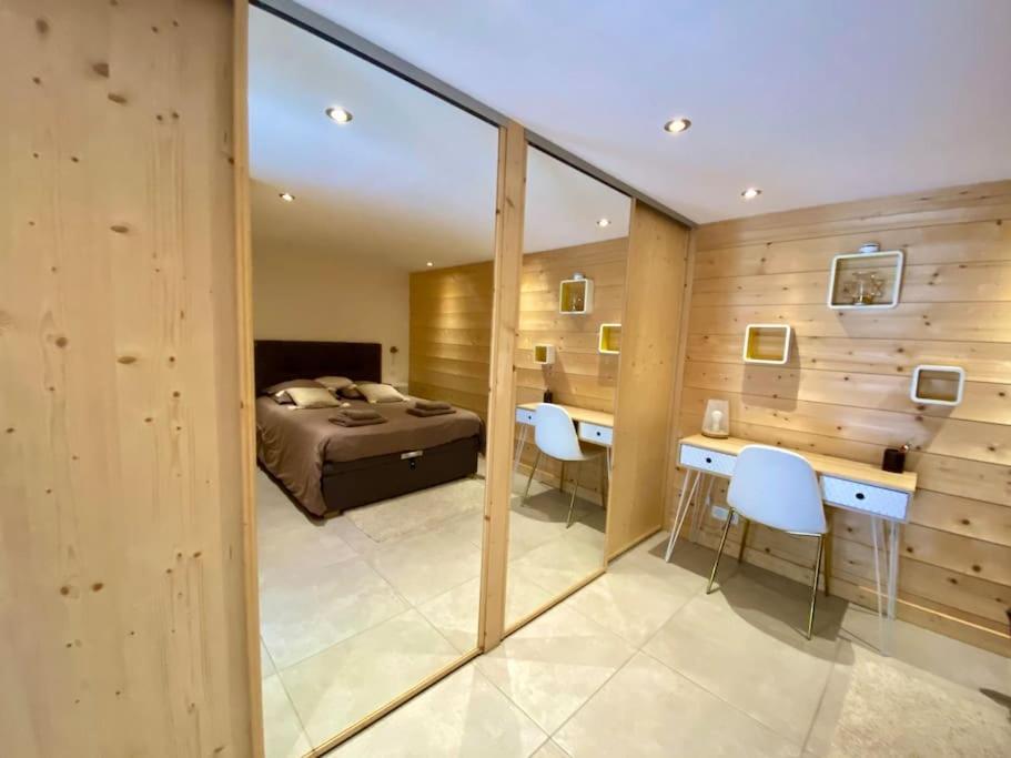Androsace Appartement Dans Chalet Bois Avec Jacuzzi Privatif Terrasse Et Vue Montagne Les Villards-sur-Thones Luaran gambar