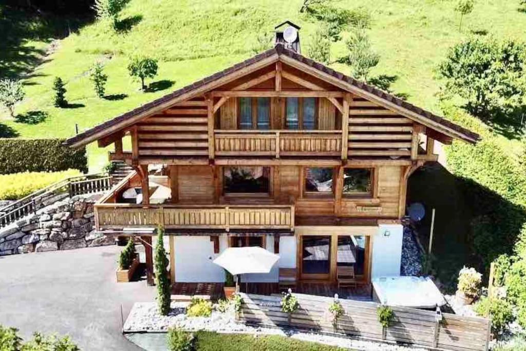 Androsace Appartement Dans Chalet Bois Avec Jacuzzi Privatif Terrasse Et Vue Montagne Les Villards-sur-Thones Luaran gambar